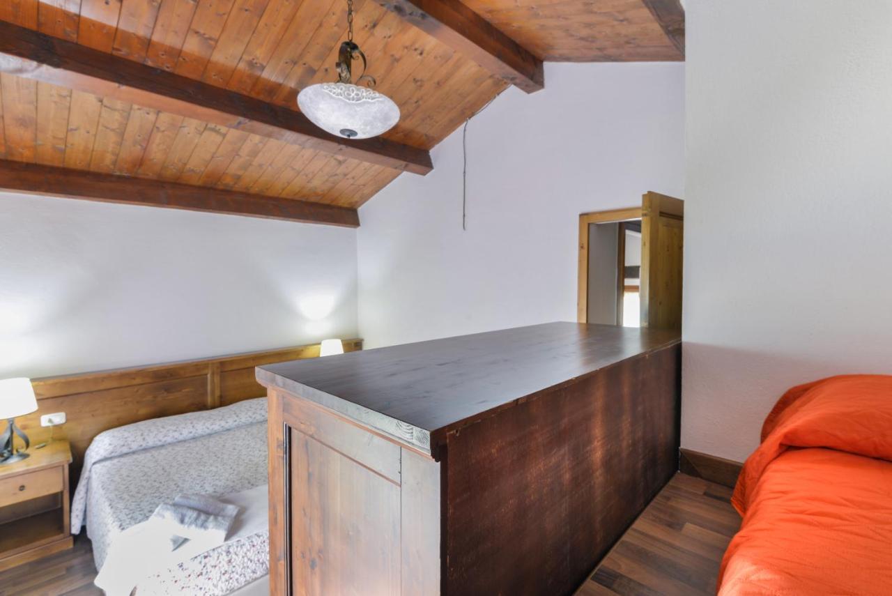 3 Charming Private Home With Pool, Bbq, Wi-Fi & Free Parking كاستل ديل بيانو المظهر الخارجي الصورة