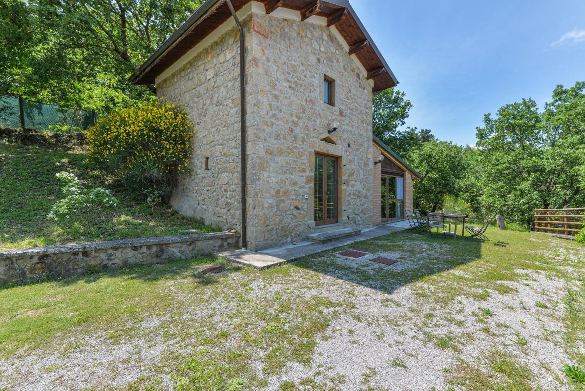 3 Charming Private Home With Pool, Bbq, Wi-Fi & Free Parking كاستل ديل بيانو المظهر الخارجي الصورة